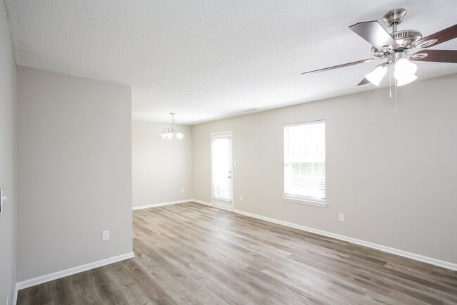 Photo - 4349 Village Trace Ct