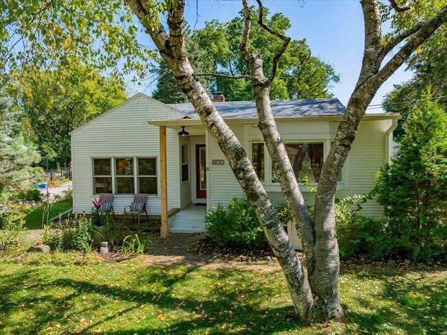 Photo - 401 Merrill Crest Dr