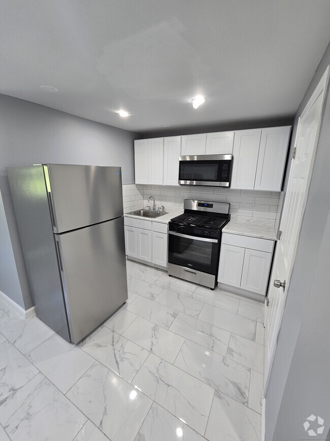 Building Photo - 85 Hillside Ave Unit 2B Rental