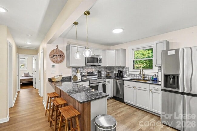 Photo - 2616 Springway Dr