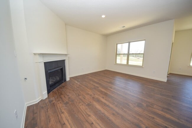 Photo - DR Horton built home in 2021; 4 bed, 2 bath home in Atoka.