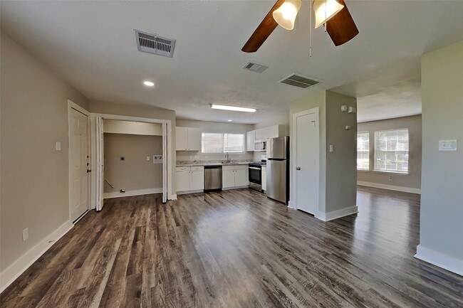 Photo - 5150 Summit Lodge Dr