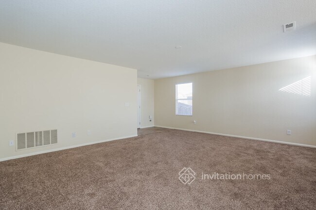 Photo - 729 Canyon Ln