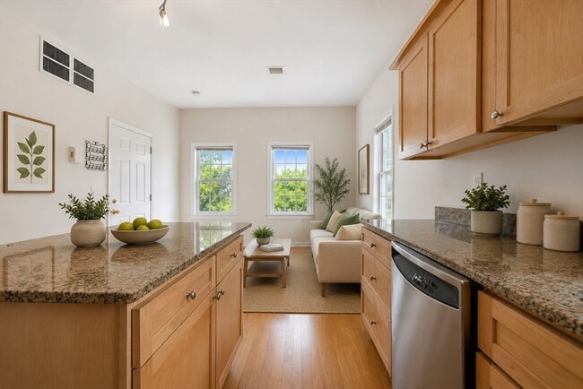 Photo - 39 Montgomery St Unit 3