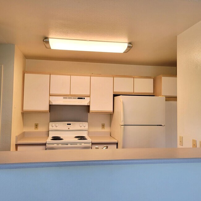 Photo - Northpointe Townhouse - 2 bedrooms, 2 baths, 2 parkings