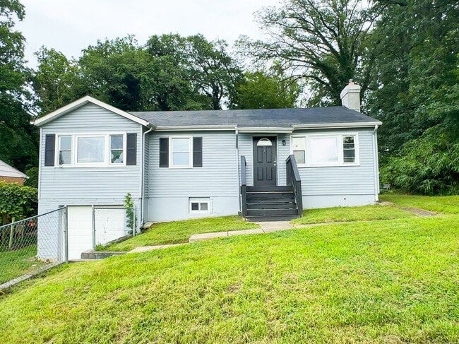 Building Photo - 1206 Quo Ave Rental