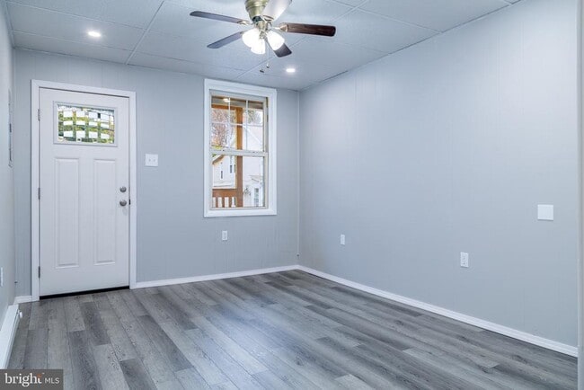 Photo - 134 1/2 W Spruce St Townhome