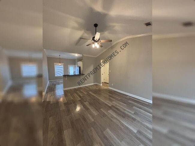 Photo - 32 Woodhaven Dr