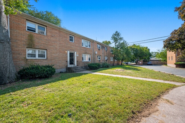 Photo - 22 Deerfield Ct Apartments Unit A