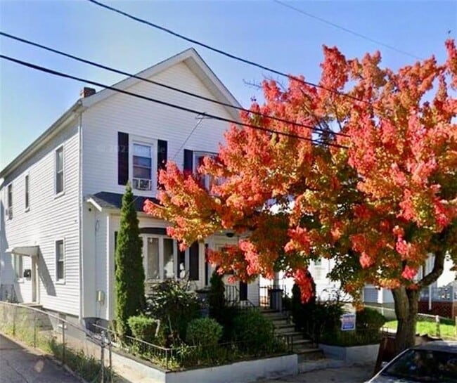 Building Photo - 7 Kepler St Unit 1