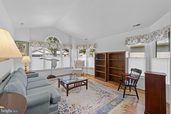 Building Photo - 709 Sydney Terrace Rental