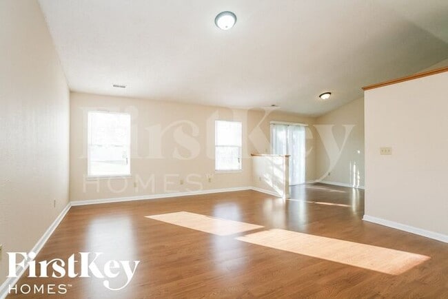 Photo - 1821 Windy Hl Ln