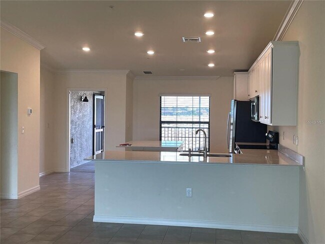 5674 Palmer Cir Unidad 206