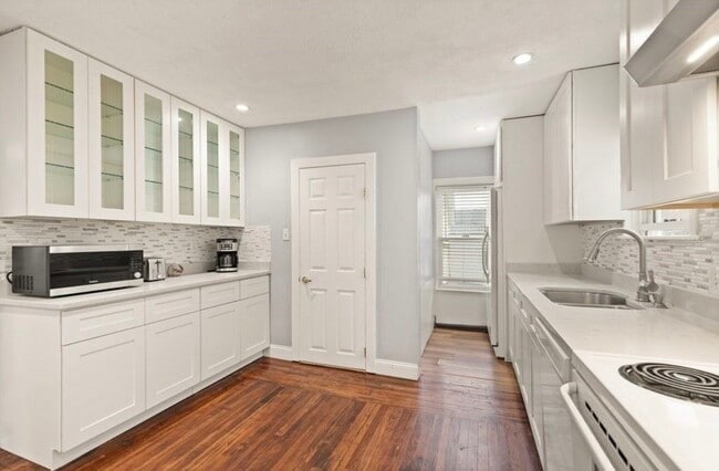 Photo - 67 Wales St Unit 2nd Floor