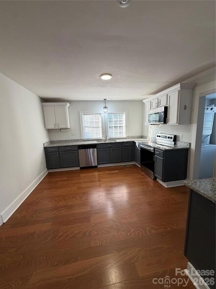 Photo - 28 2nd St