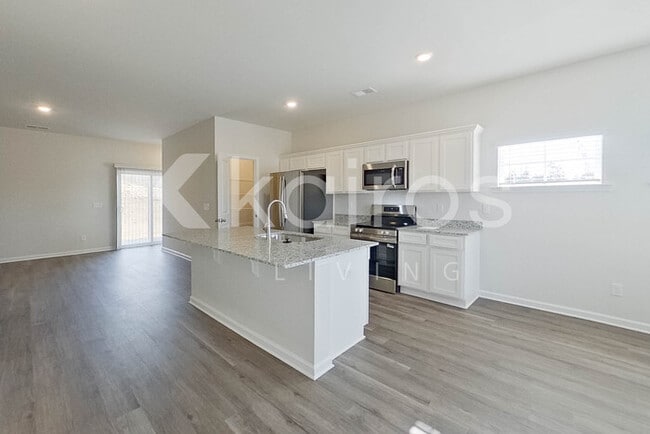 Photo - 2253 Banyon Cir