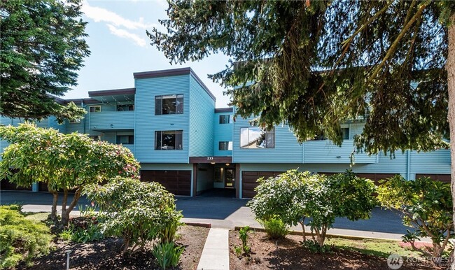 Burien Parkwood condo -Elevator building -... - Burien Parkwood condo -Elevator building -... Unidad 204