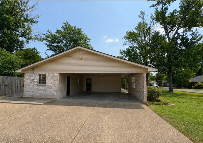 Photo - 103 Cottonwood Ave