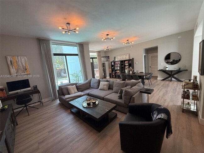 Photo - 8631 Arboretum Ln
