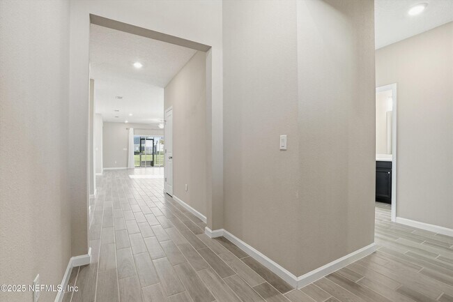 Photo - 1762 Amberly Dr