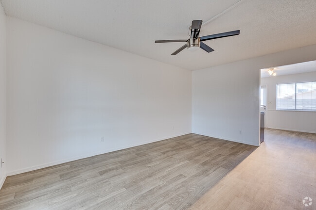 2HAB, 1BA - 900 ft² - Sala de estar