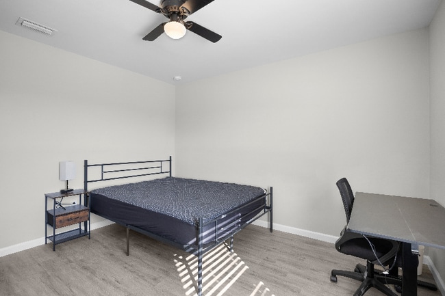 Photo - 3300 NW 15th Ln