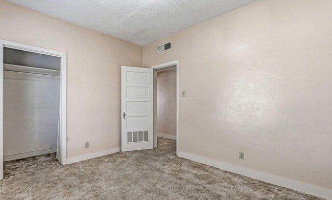 Photo - 141 Davis Dr Unit Main House