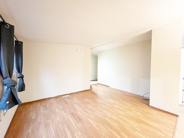 Photo - 101 NE Allen Ct