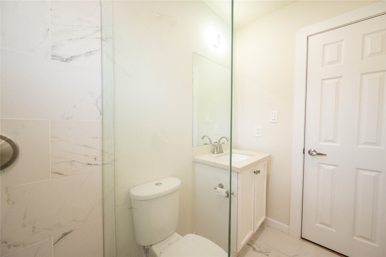 Photo - 914 Church St Unit 11