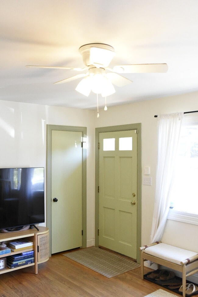 Photo - 1113 Ardmore Dr