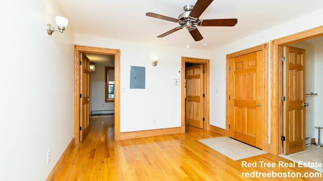 Photo - 29 Phillips St Unit 3