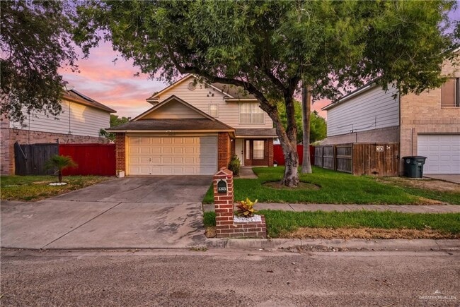37 San Esteban St