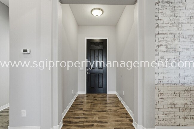 Photo - 27158 N 81st Ave