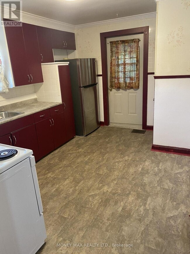 Photo - 1424 Rosenthal Ave
