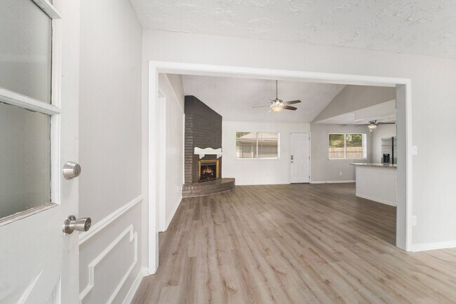 Photo - 23235 Earlmist Dr