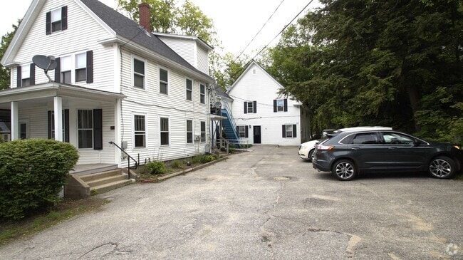 Building Photo - 31 Maple St Unit 4 Rental