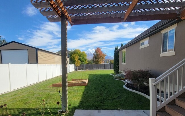 Photo - Large and Spacious Lehi Home