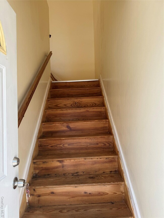 Photo - 163-27 Phroane Ave Unidad 2nd FL