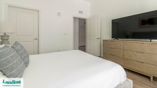 Photo - 1905 Promenade Way Unidad 2130