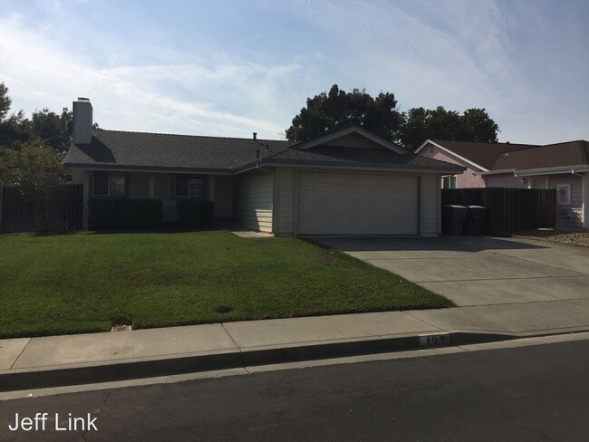 Apartments For With 3 Beds In Vacaville Ca Com Photo 3 Br 2 Bath House 197 Waterford Drive