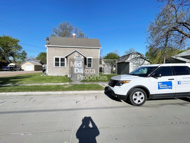 Photo - 403 S 1st- 3 bedroom house in Parkston