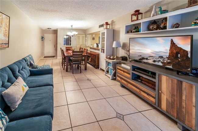 Photo - 9705 Fontainebleau Blvd