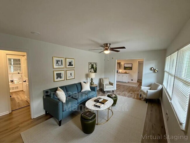 Photo - 379 Utoy Cir SW