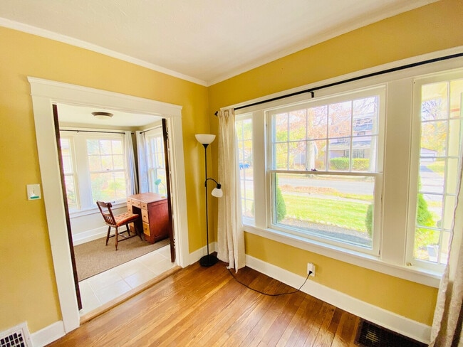 Photo - 1611 Maple Rd Unidad ID1057692P