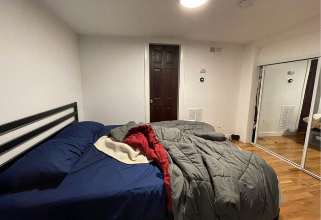 Photo - 682 Parker St Unidad 1