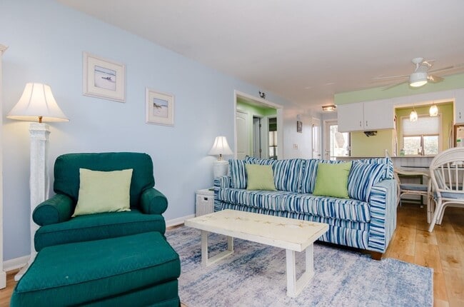 Photo - 2102 Surfrider Ct