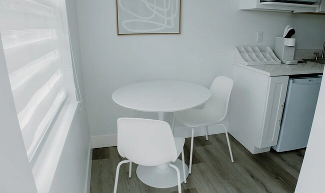 Photo - Fully Furnished Studio Apartment! Unidad #3