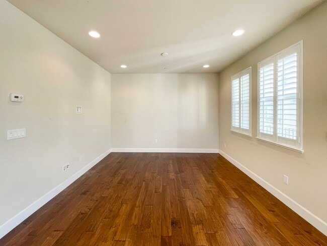 Photo - Modern Corner-Unit Townhome in the Heart of Sunnyvale