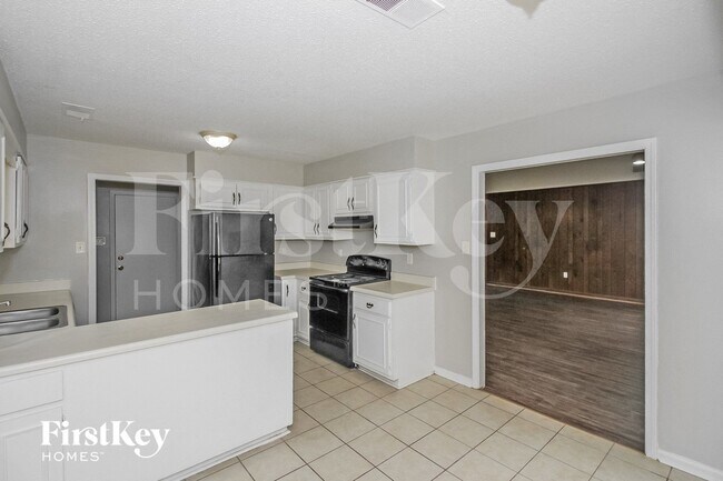 Photo - 6564 Birch Hollow Dr