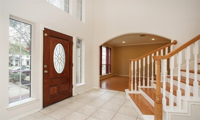 Photo - 6319 Misty Creek